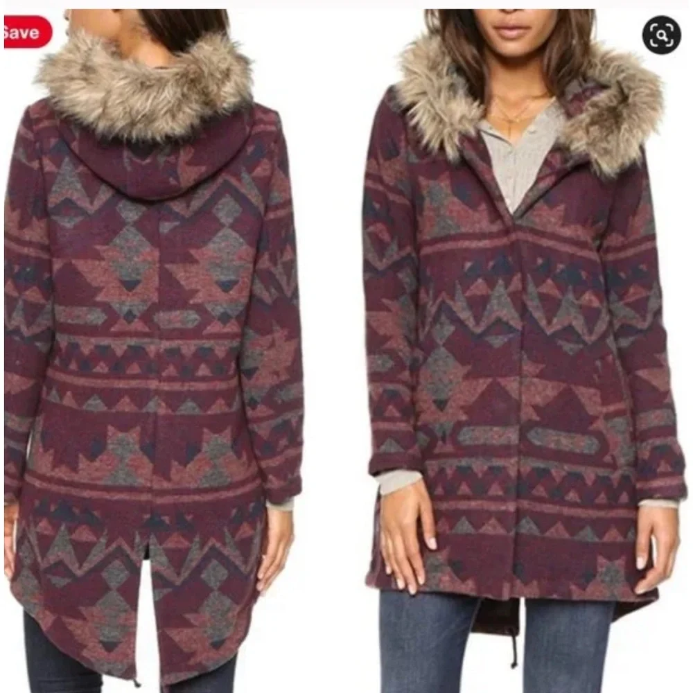 BB Dakota Aztec coat w faux fur hood - size medium NWOT.